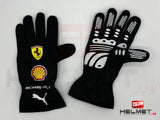 Carlos Sainz 2022 Racing gloves / Team Ferrari F1